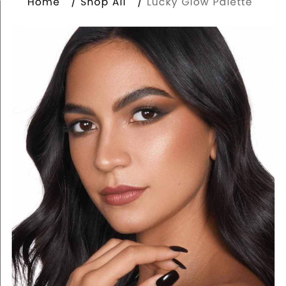 TRUE + LUSCIOUS Lucky Glow‎ Palette Skin-perfecting